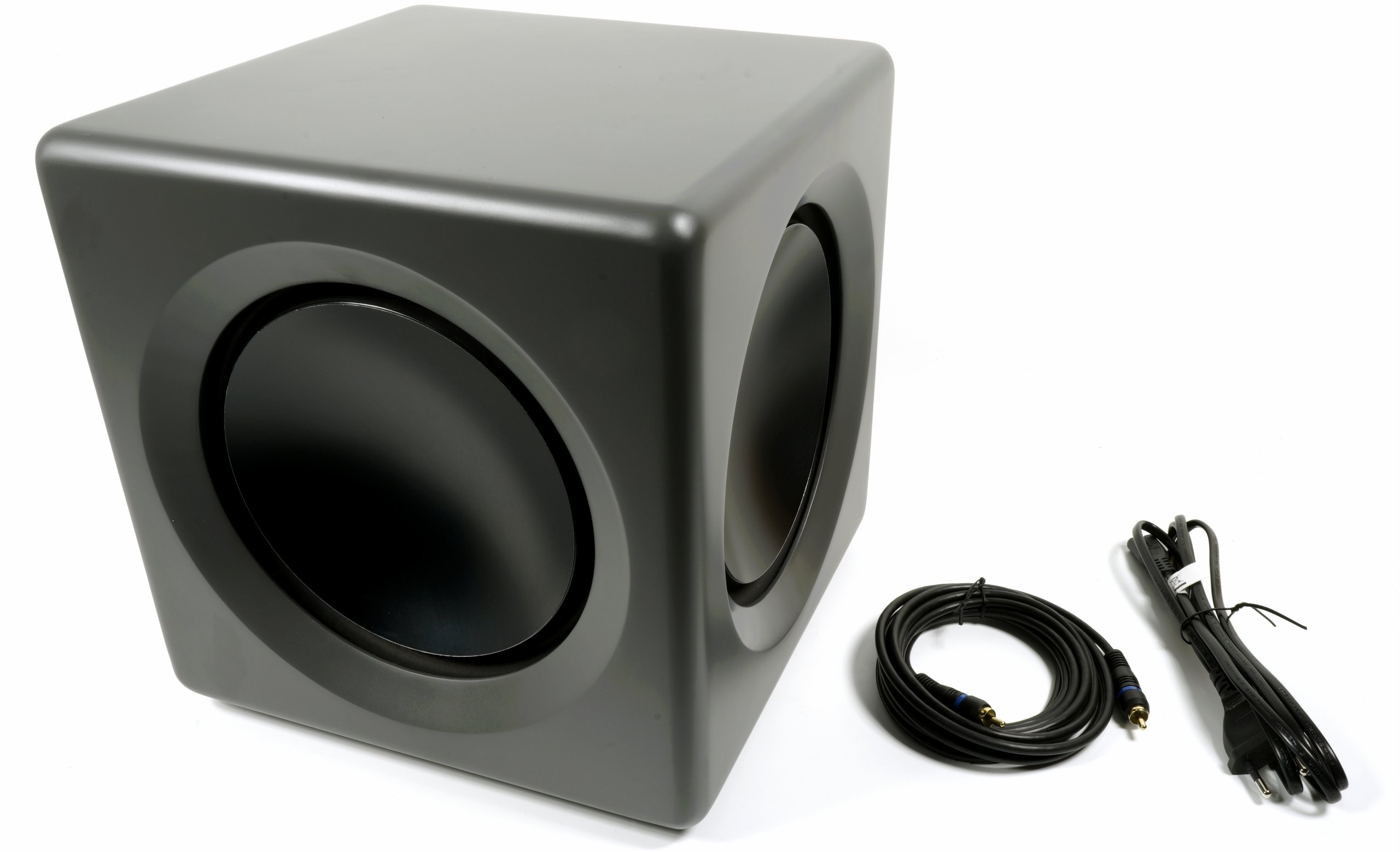 Wavemaster Fusion Subwoofer in - Lots of Ballet for Below in The Smallest | igor´sLAB