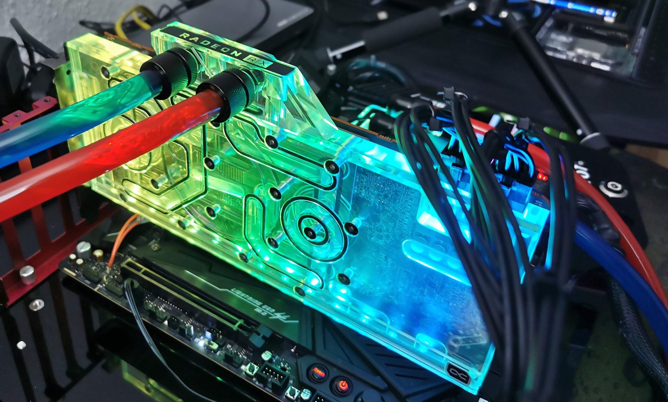 Alphacool Eisblock Aurora Acryl GPX-A Radeon RX 6700XT Gaming X with  Backplate (11966)  - PC Watercooling Parts and Accessories