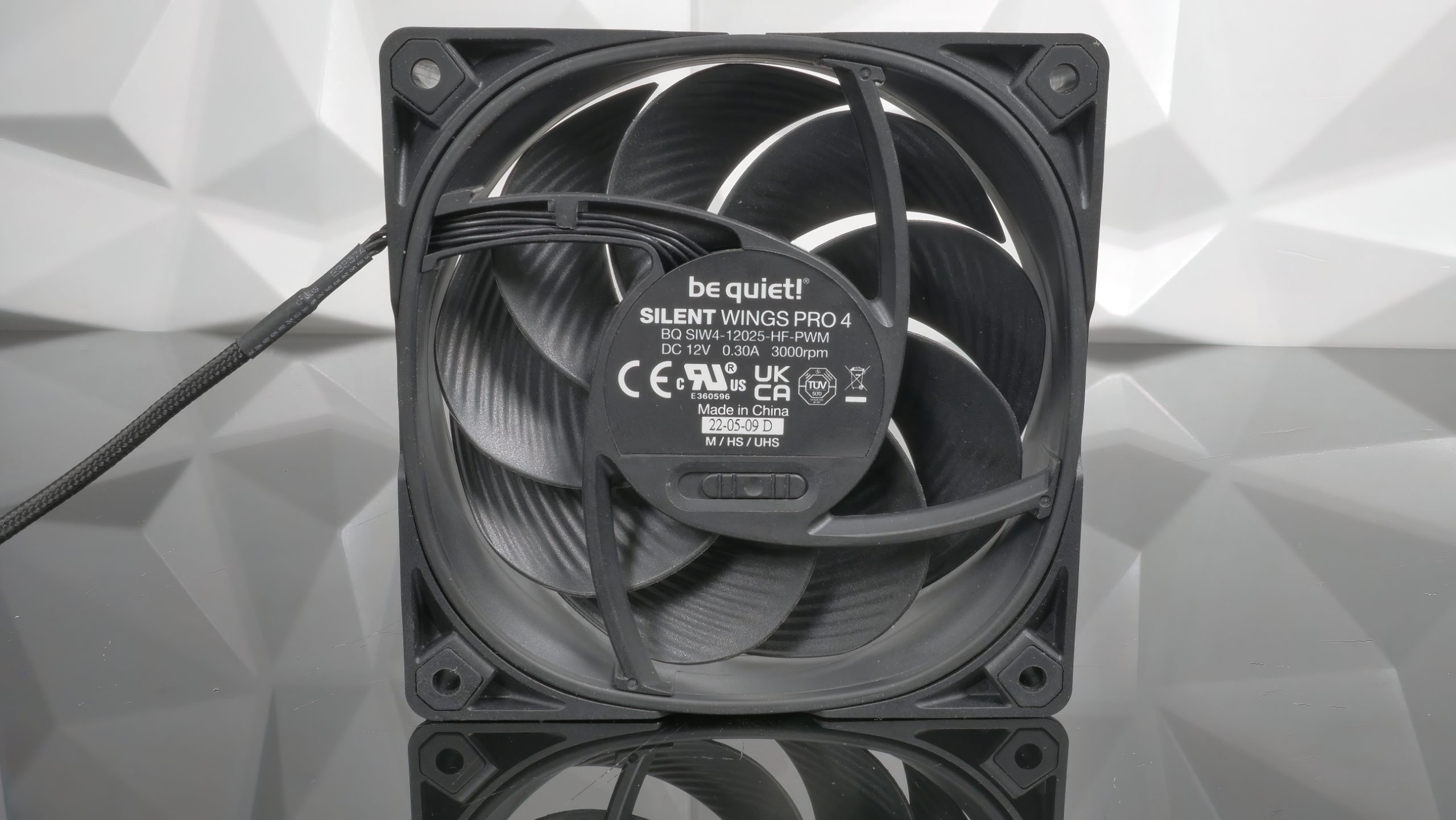 igor´sLAB Fan the Case Silent Wings Review name 120 1 Part - says When be quiet! (Pro) all it 4 mm | |