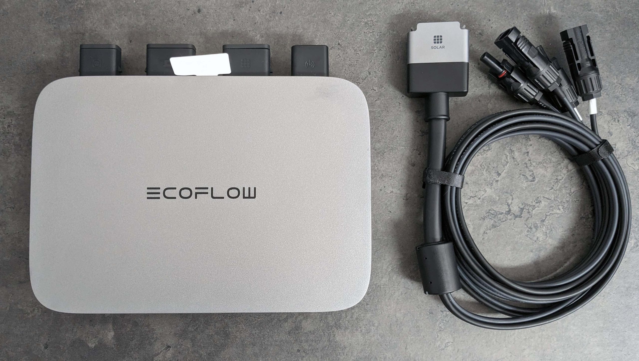 EcoFlow PowerStream inverter and Delta 2 Max Powerstation Review