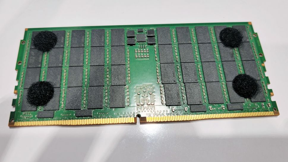 Micron unveils 256GB DDR5-8800 memory modules: Revolutionary capacity and performance for the next generation of computing